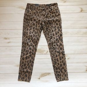 [BLANKNYC] The Reade Leopard Crop Skinny Jeans